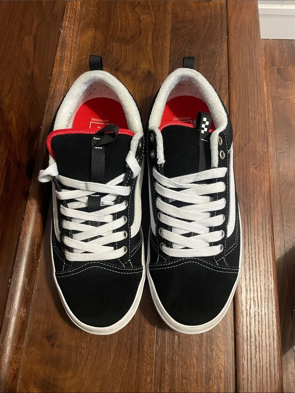 Vans Mens Skate Old Skool 36+ Black White Red Low-Top Skate Sneakers